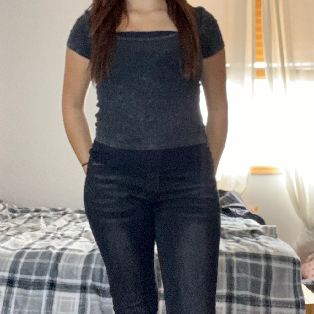 Black square neck crop top